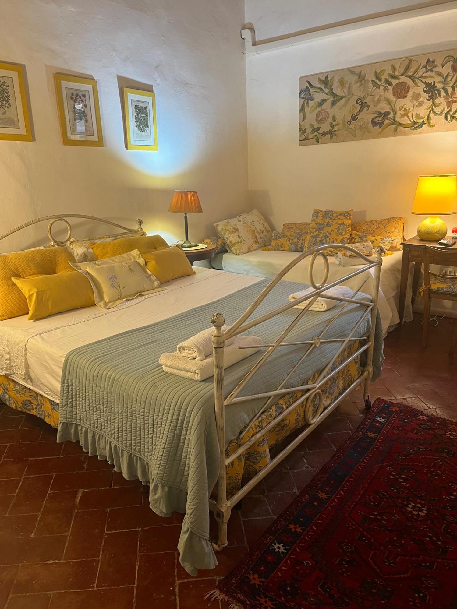 B&B Alla Corte Dei Medici Florença Exterior foto